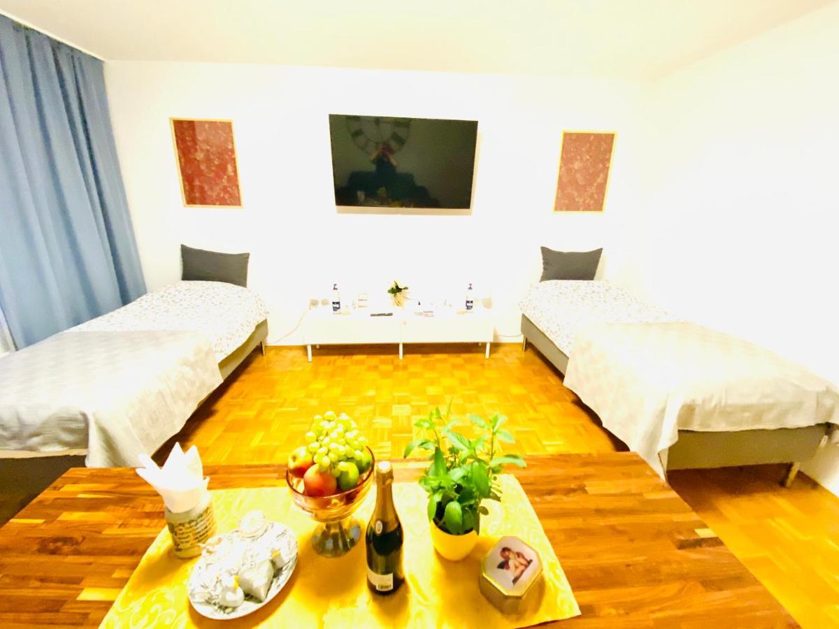 Welcome To Messe!-Two-Bedroom Apartment&Balcony Ганновер Экстерьер фото